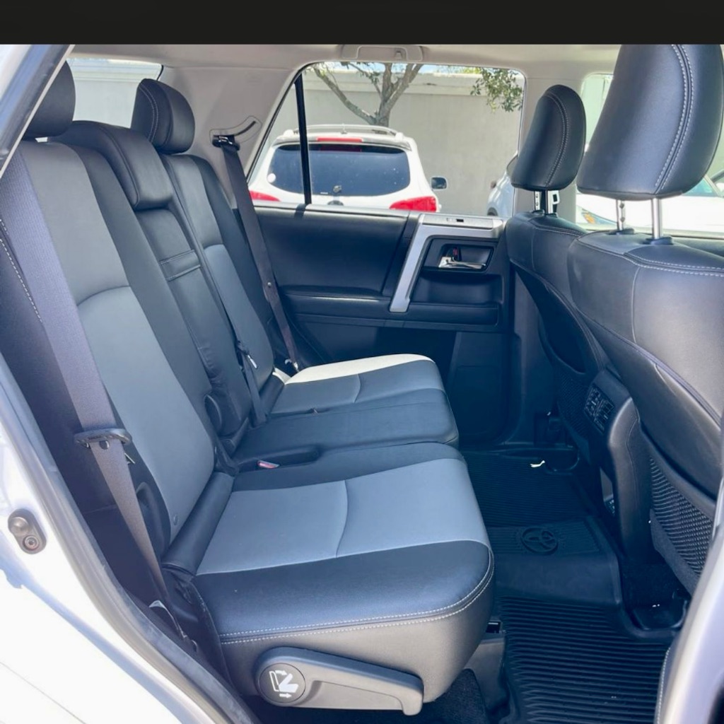 2020 Toyota 4Runner SR5 Premium photo
