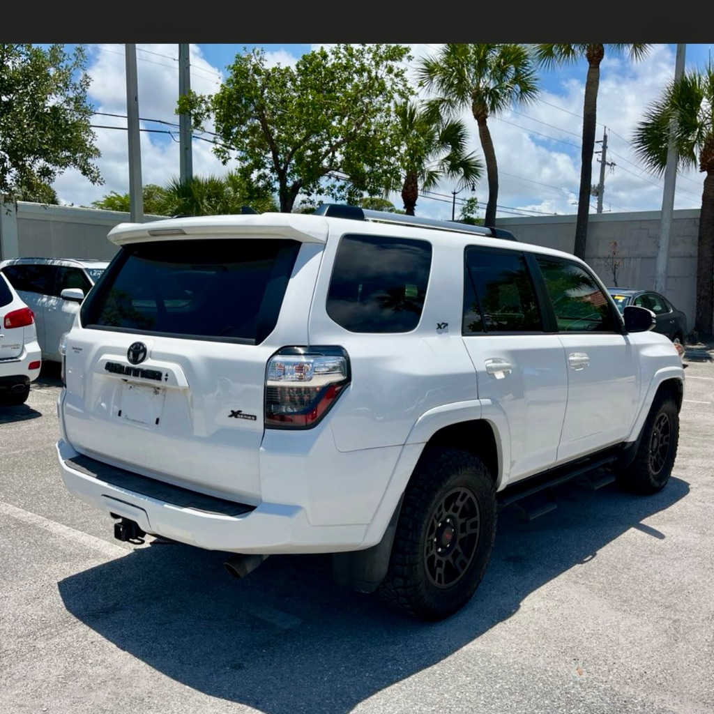 2020 Toyota 4Runner SR5 Premium photo