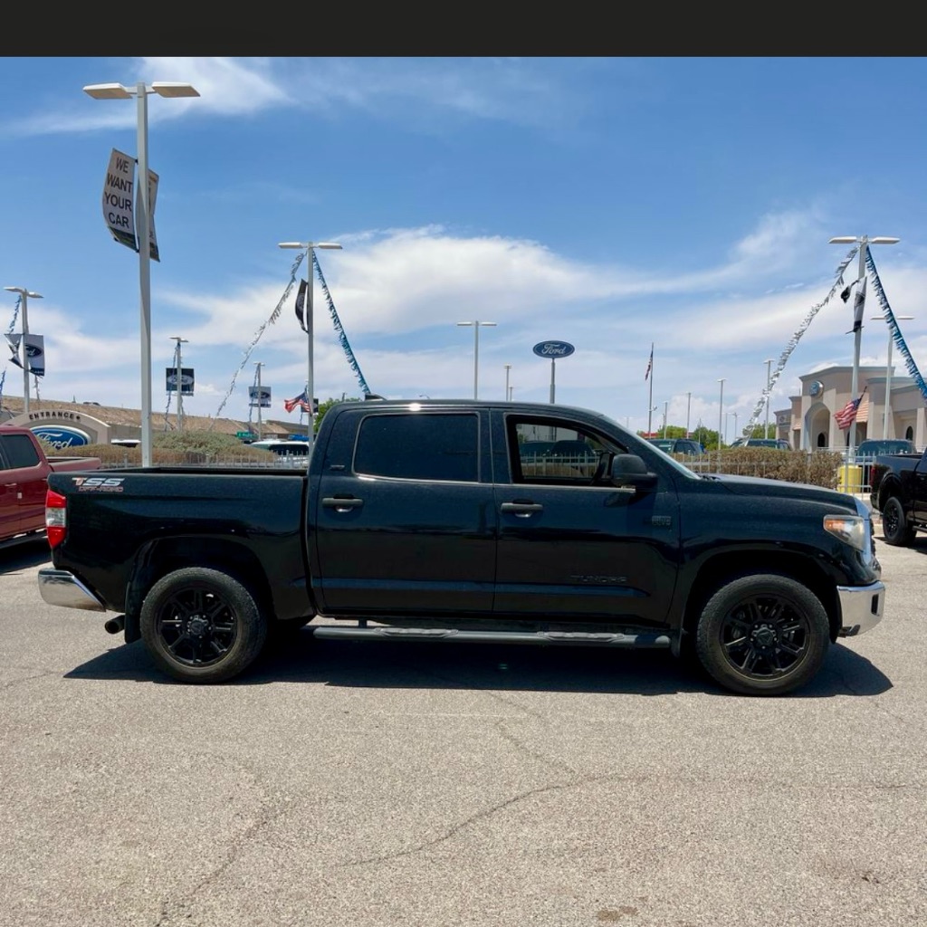 2020 Toyota Tundra SR5 TSS OFF-ROAD photo