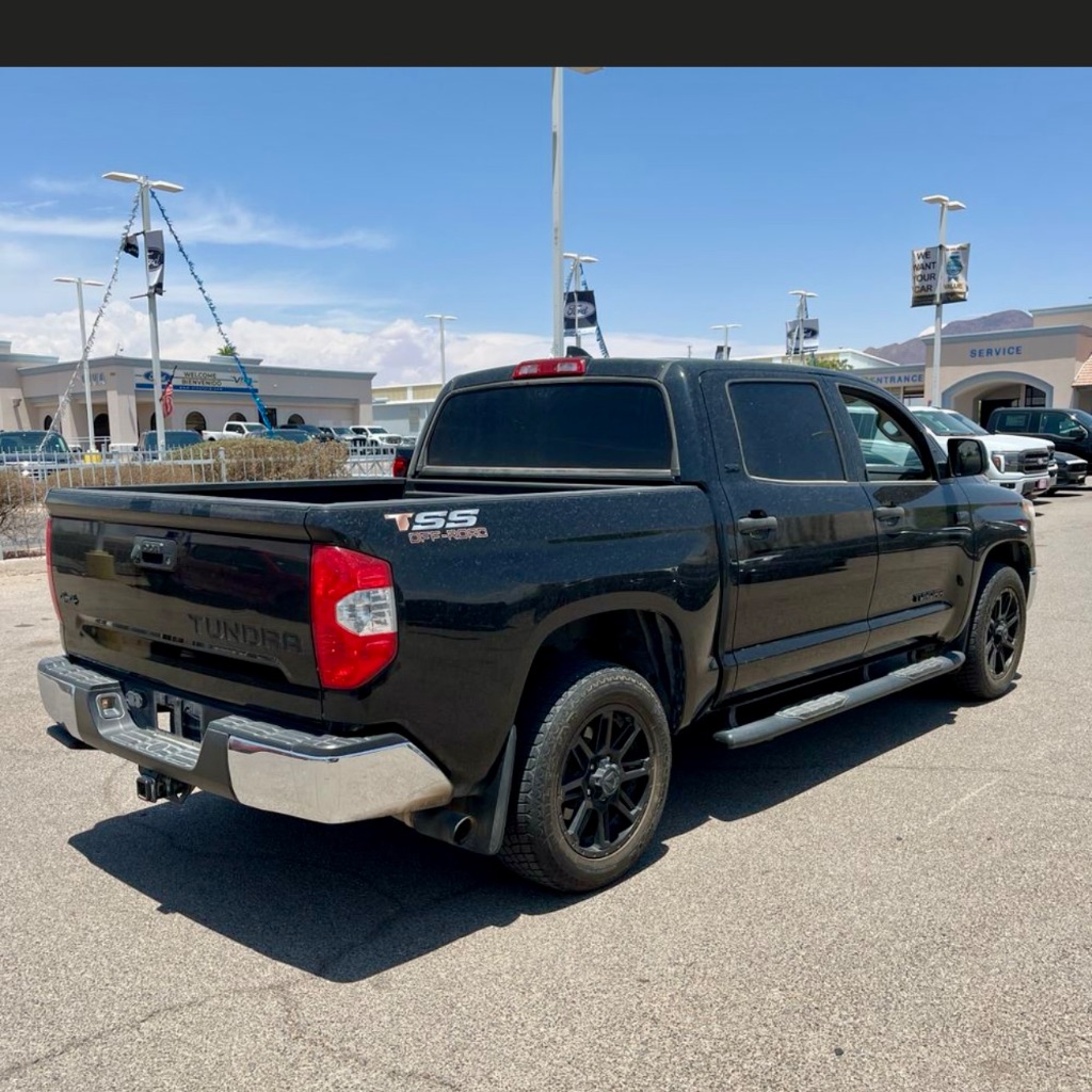 2020 Toyota Tundra SR5 TSS OFF-ROAD photo