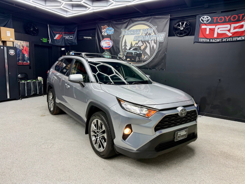 2019 Toyota RAV4 XLE Premium FWD