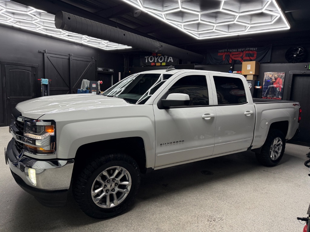 2018 Chevrolet Silverado 1500 - $23,995