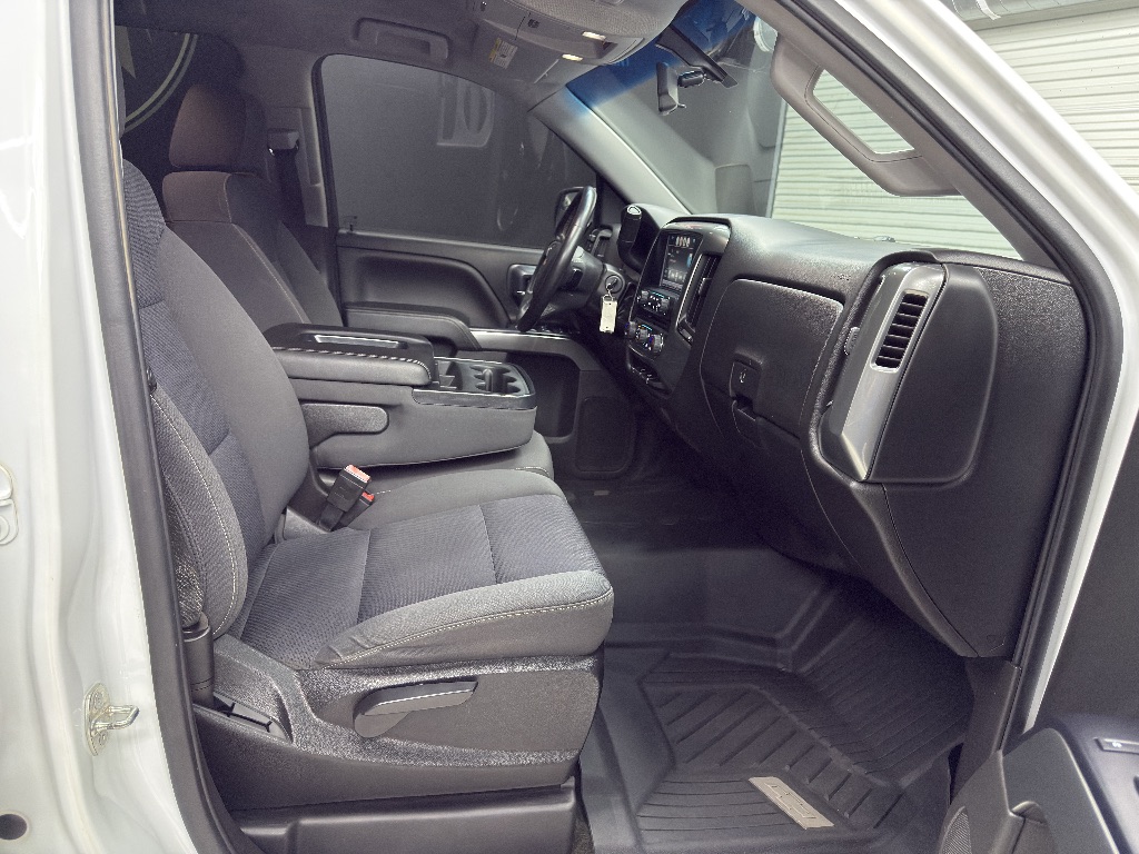 2018 Chevrolet Silverado 1500 - $23,995