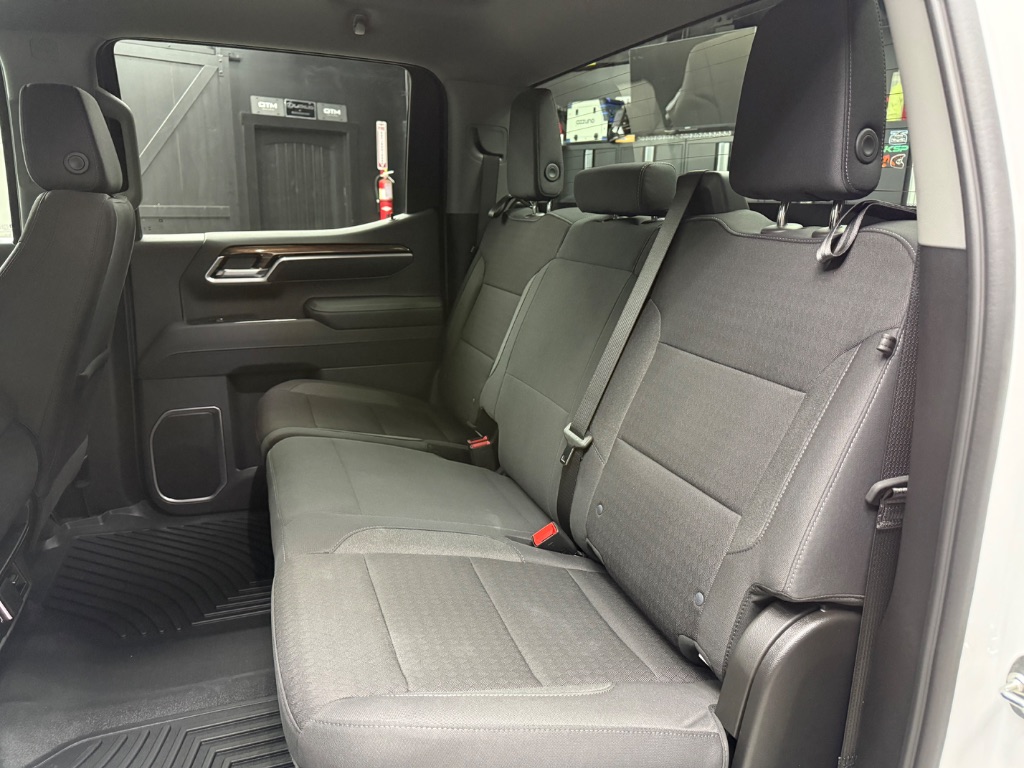 2026 Chevrolet Silverado 1500 - $46,995