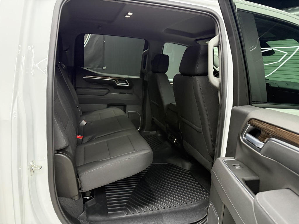 2026 Chevrolet Silverado 1500 - $46,995