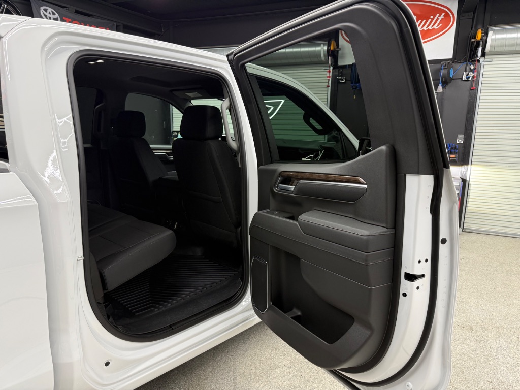 2026 Chevrolet Silverado 1500 - $46,995