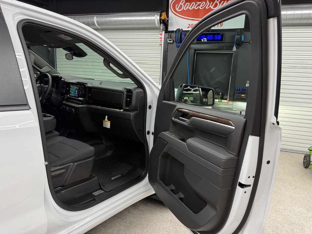 2026 Chevrolet Silverado 1500 - $46,995