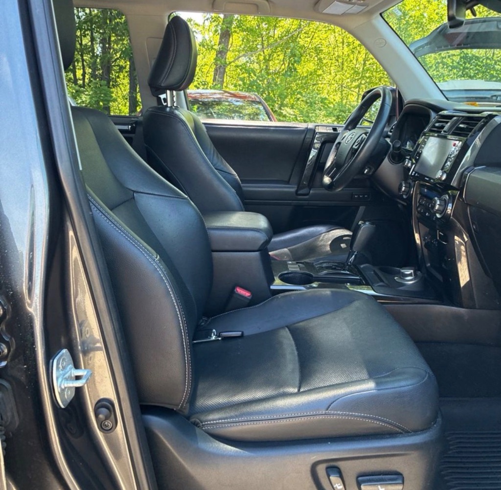2020 Toyota 4Runner - $26,995