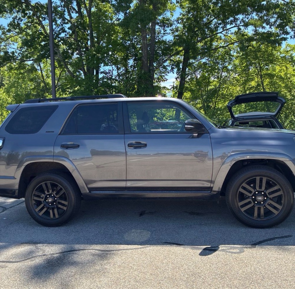 2020 Toyota 4Runner - $26,995