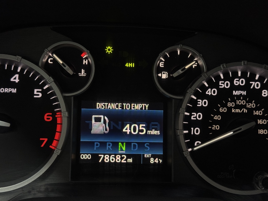 2015 Toyota Tundra - $31,995