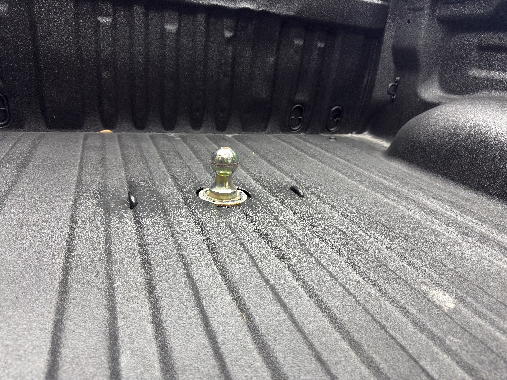 2015 Toyota Tundra - $31,995