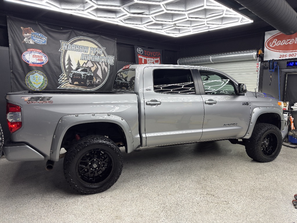 2015 Toyota Tundra - $31,995