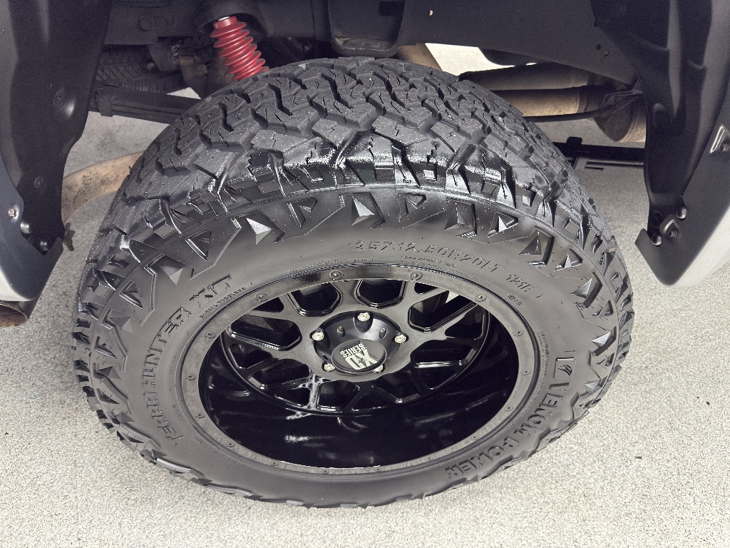 2015 Toyota Tundra - $31,995