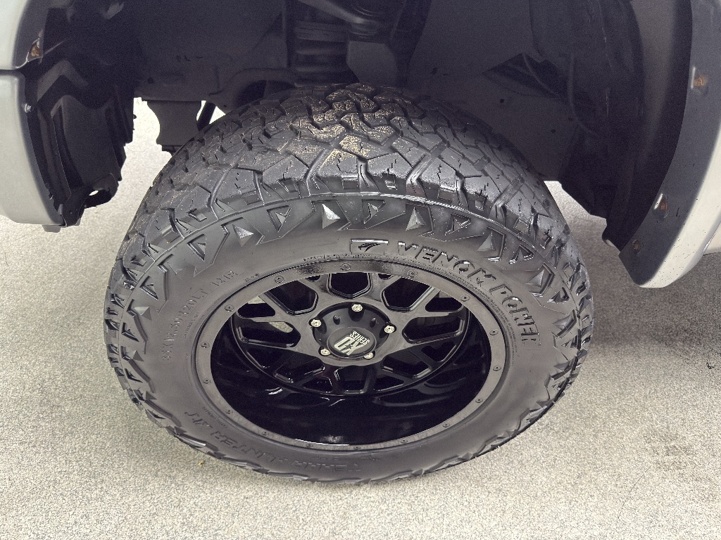 2015 Toyota Tundra - $31,995