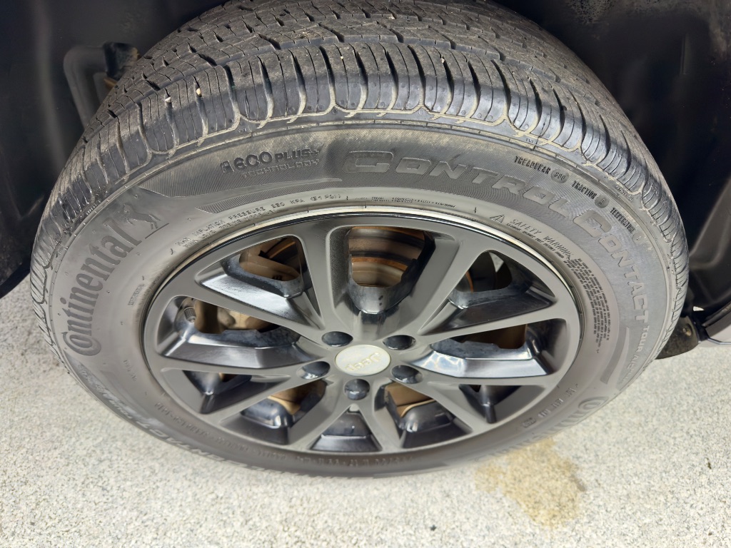 2016 Jeep Cherokee - $9,995