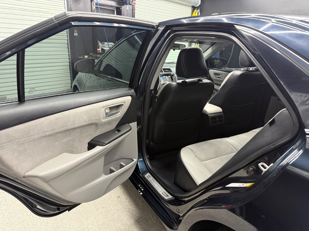 2016 Toyota Camry - $8,995