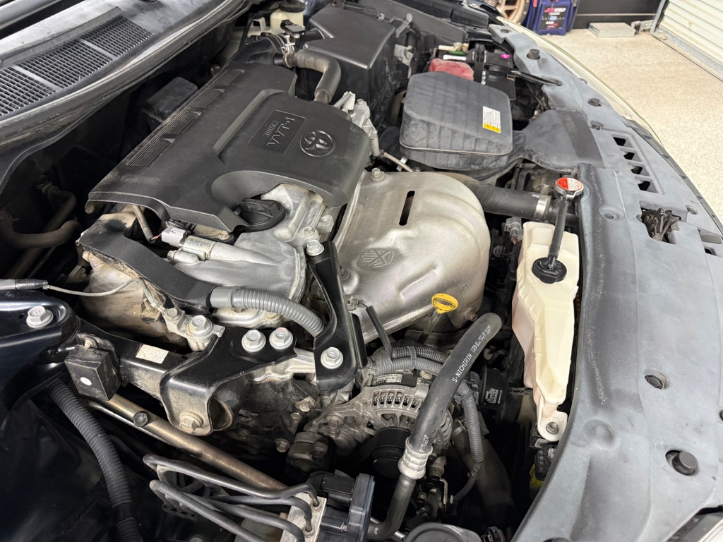 2016 Toyota Camry - $8,995