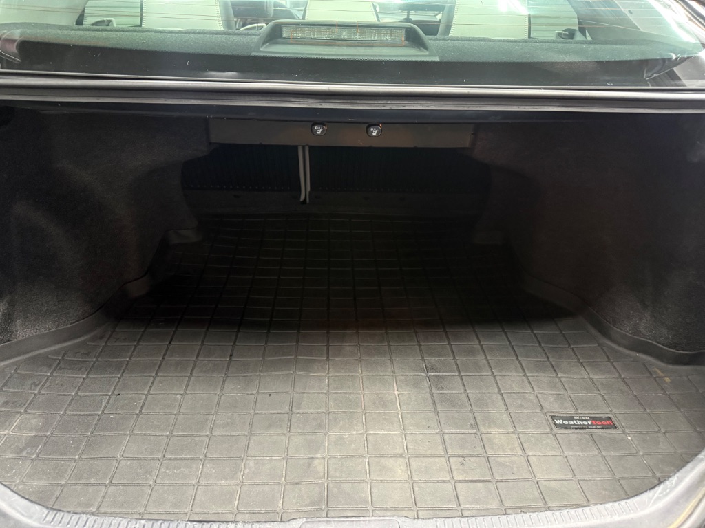2016 Toyota Camry - $8,995