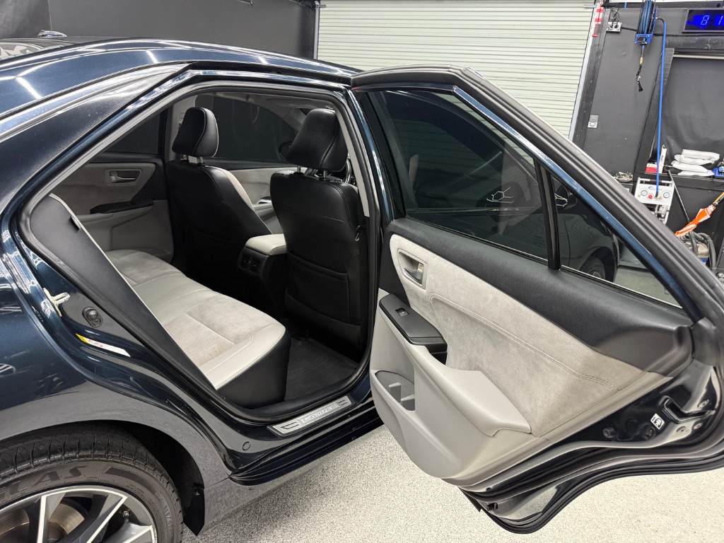 2016 Toyota Camry - $8,995