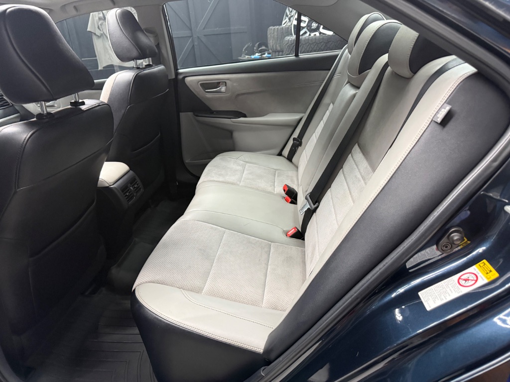 2016 Toyota Camry - $8,995