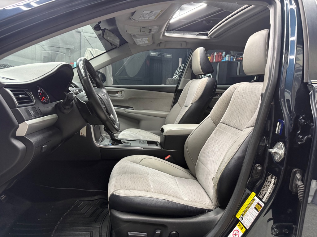 2016 Toyota Camry - $8,995