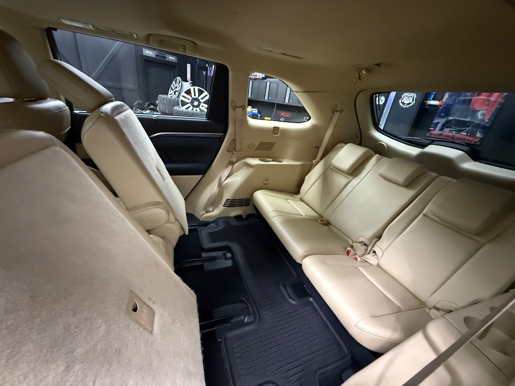 2015 Toyota Highlander - $12,995