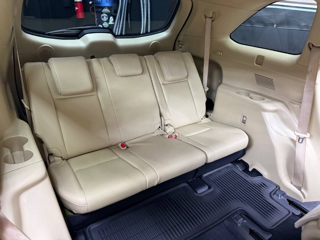 2015 Toyota Highlander - $12,995