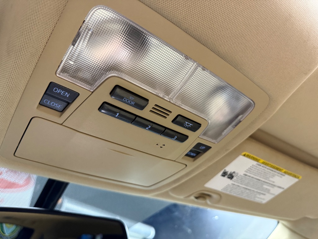 2015 Toyota Highlander - $12,995