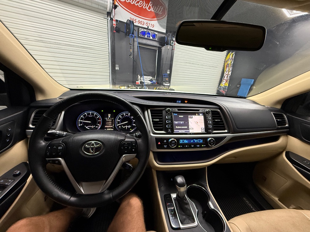 2015 Toyota Highlander - $12,995