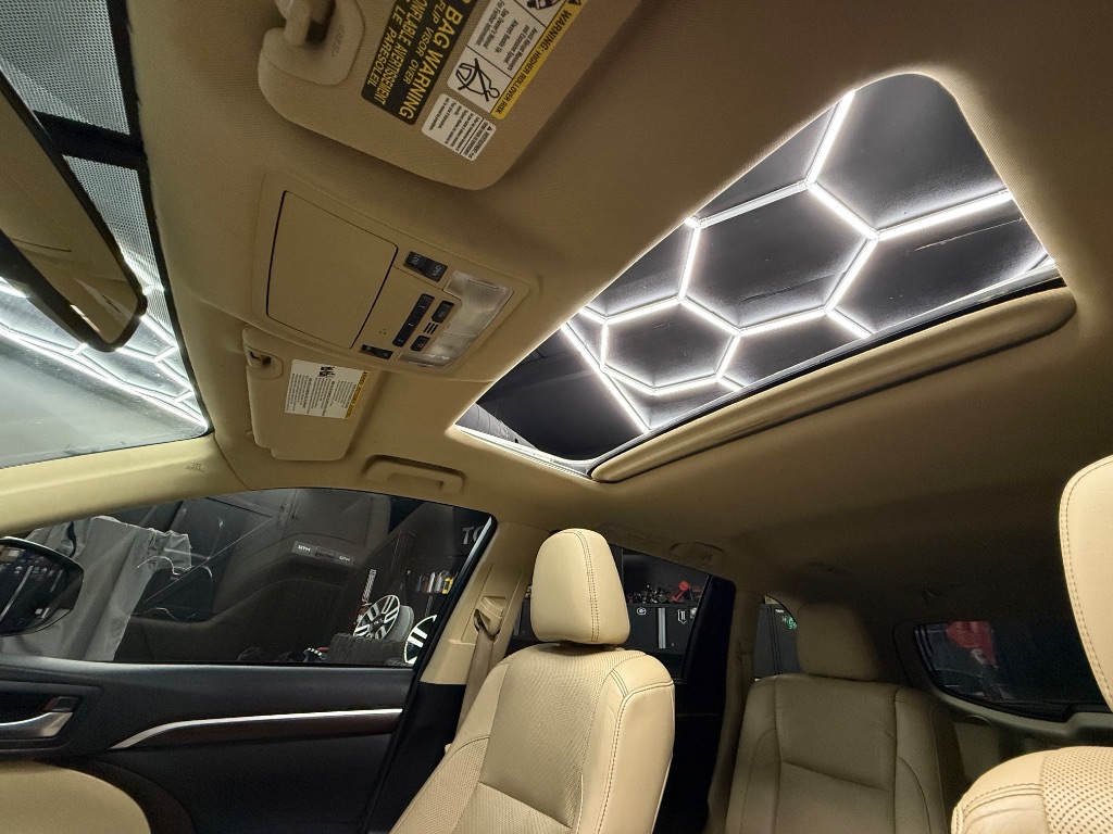 2015 Toyota Highlander - $12,995