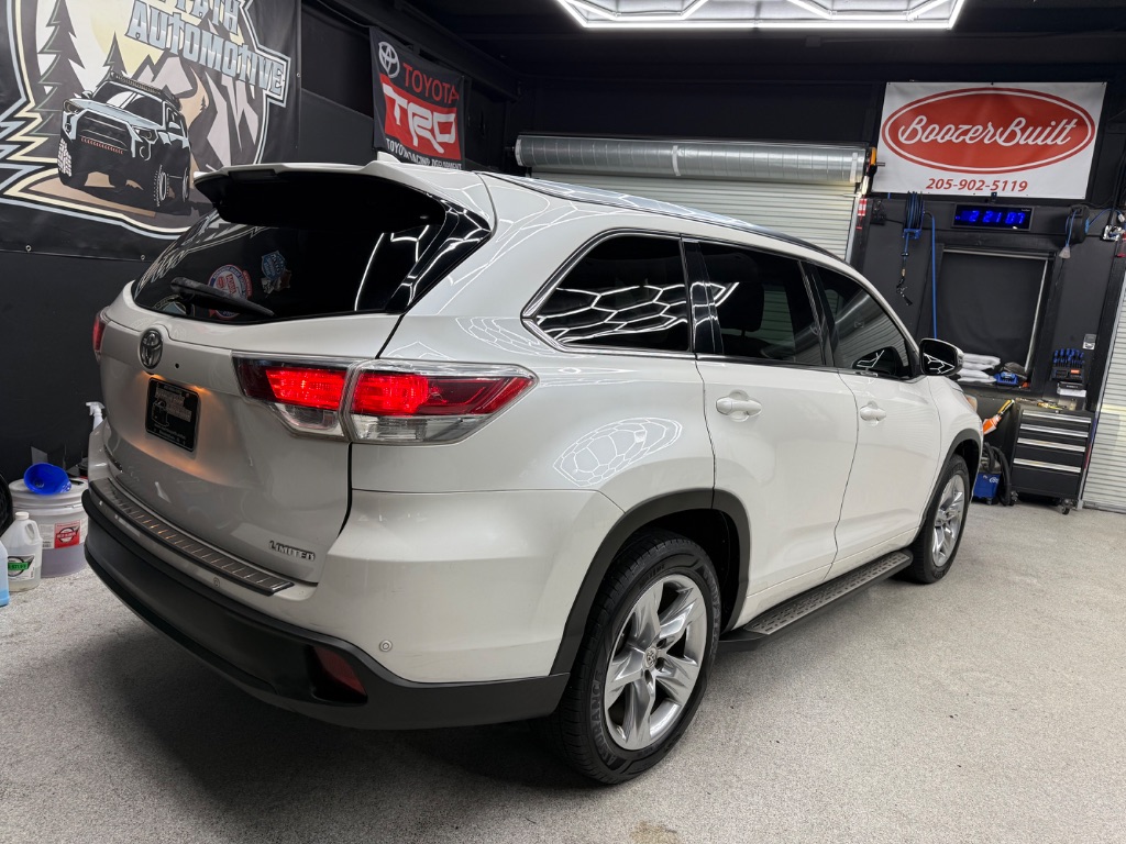 2015 Toyota Highlander - $12,995