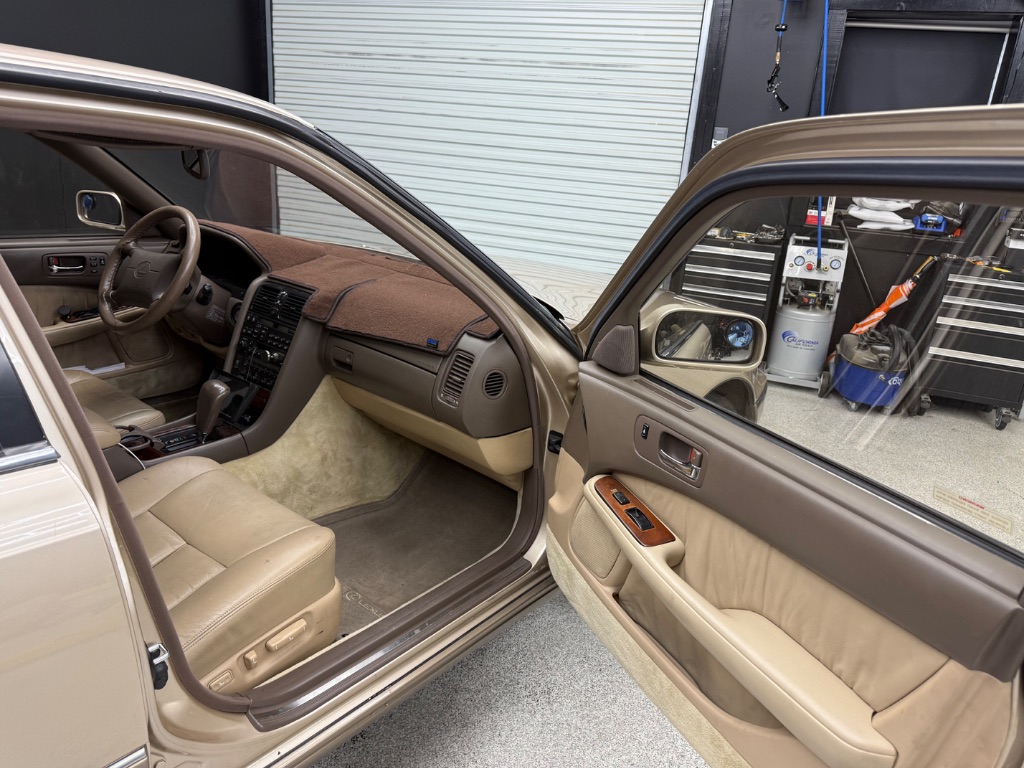 1993 Lexus LS - $9,995