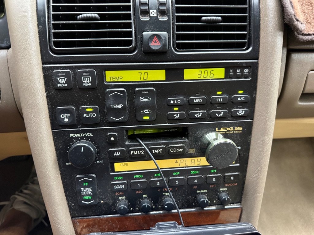 1993 Lexus LS - $9,995