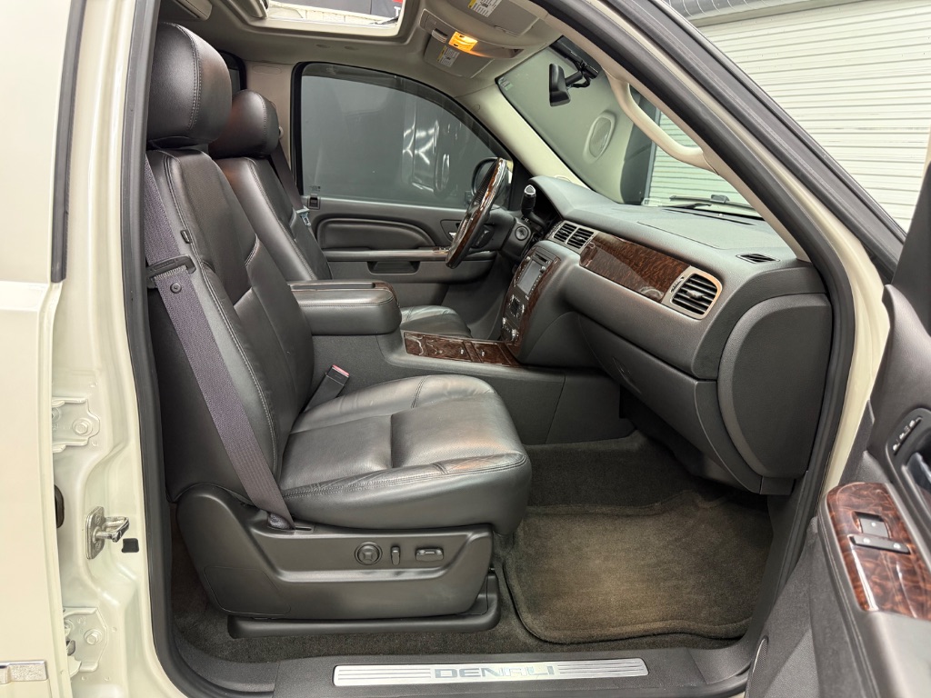2012 GMC Yukon - $13,995