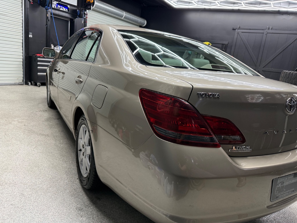 2008 Toyota Avalon - $9,995
