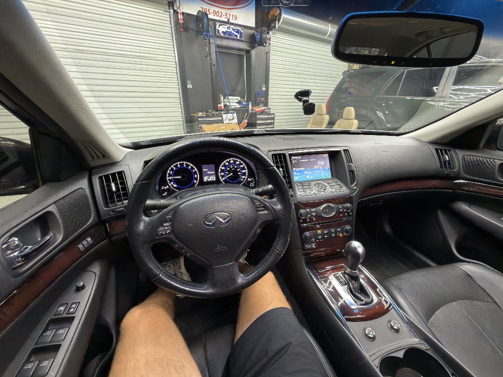 2013 INFINITI G - $12,995
