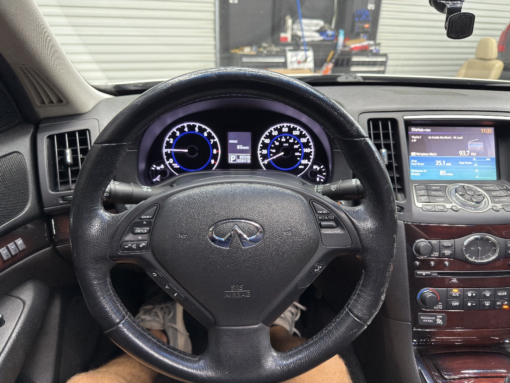 2013 INFINITI G - $12,995