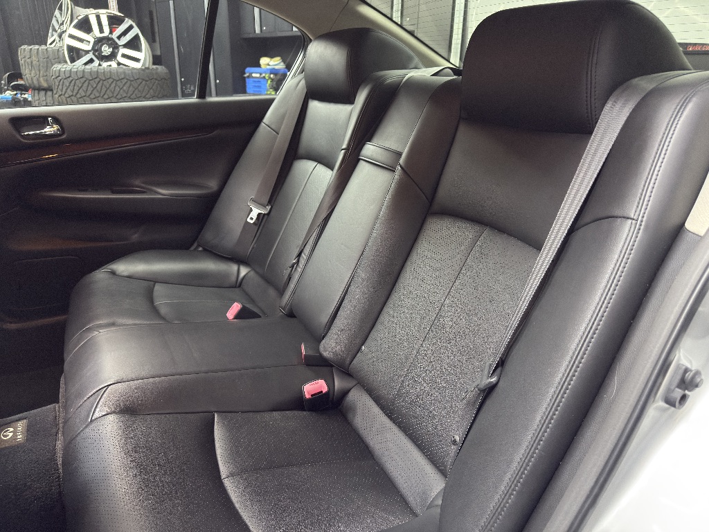2013 INFINITI G - $12,995