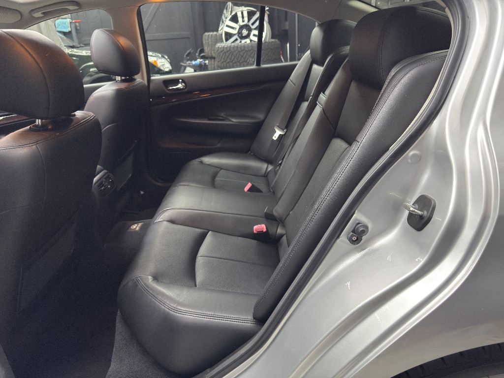 2013 INFINITI G - $12,995