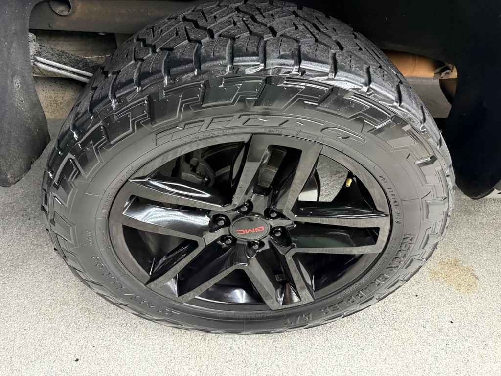 2020 GMC Sierra - $27,995