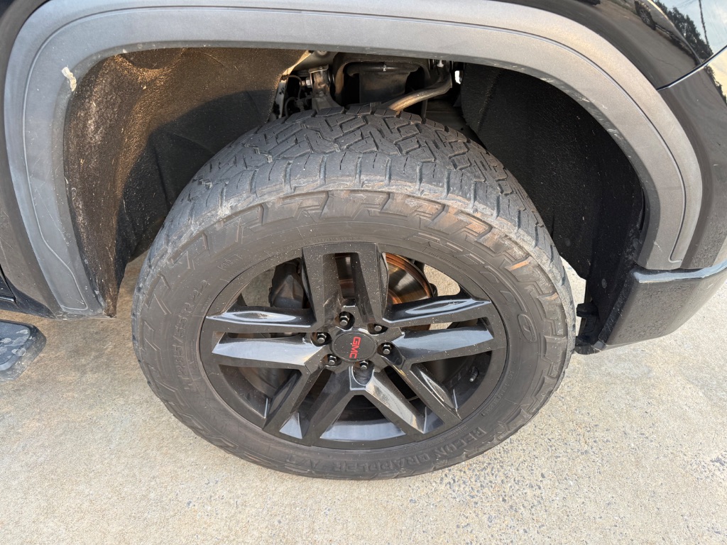 2020 GMC Sierra - $27,995