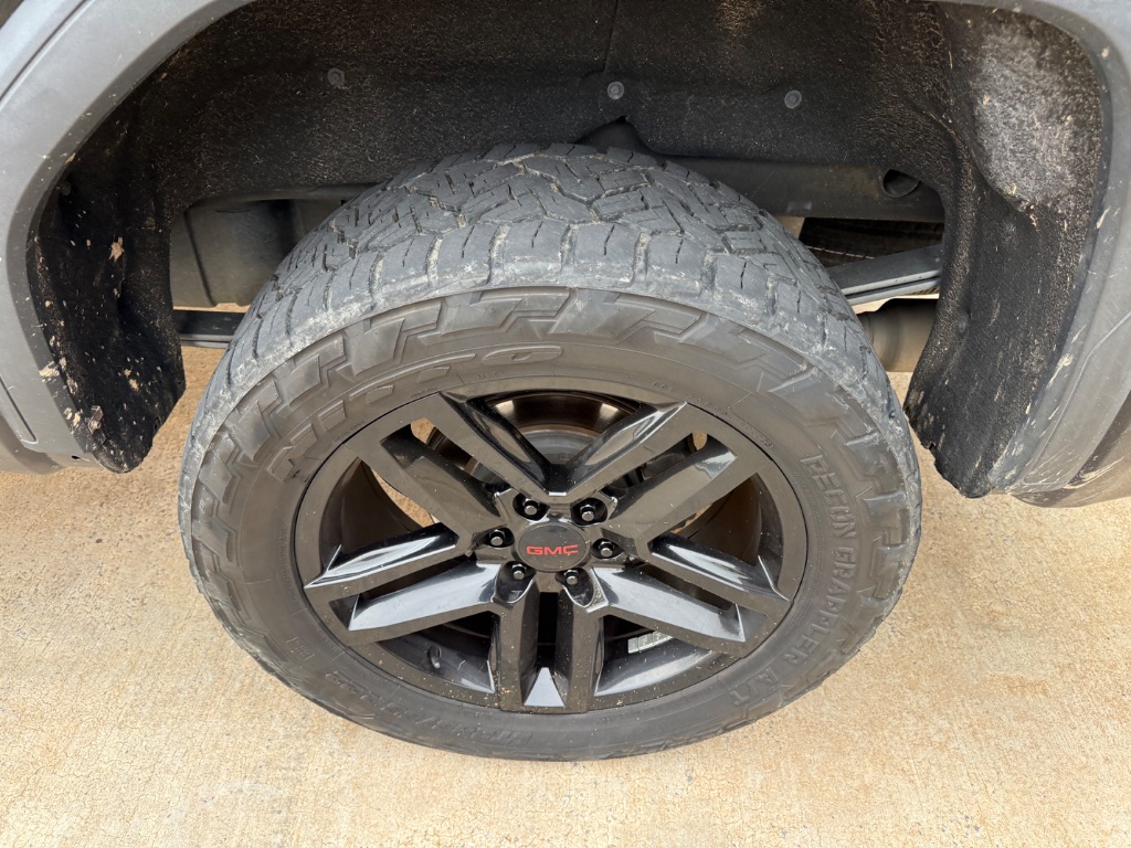 2020 GMC Sierra - $27,995