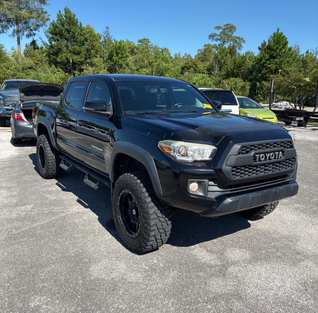 2017 Toyota Tacoma - $25,995