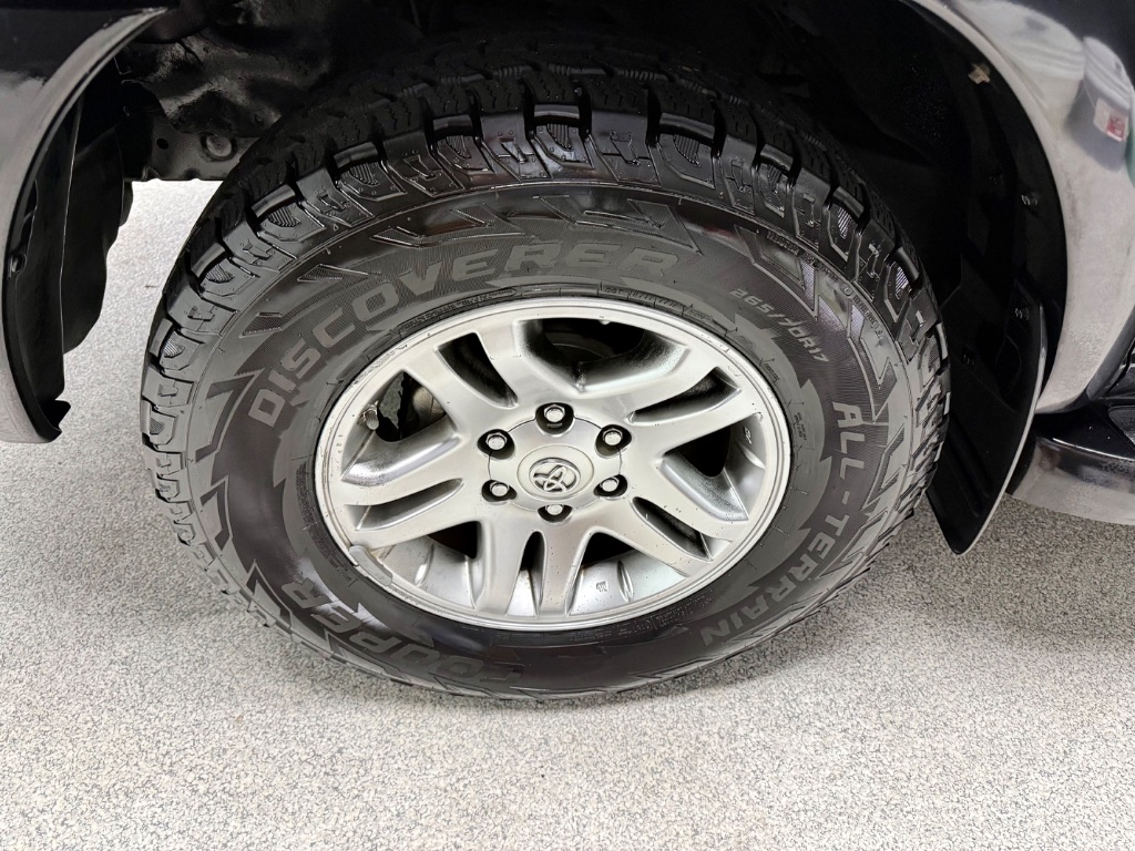 2006 Toyota Sequoia - $9,995