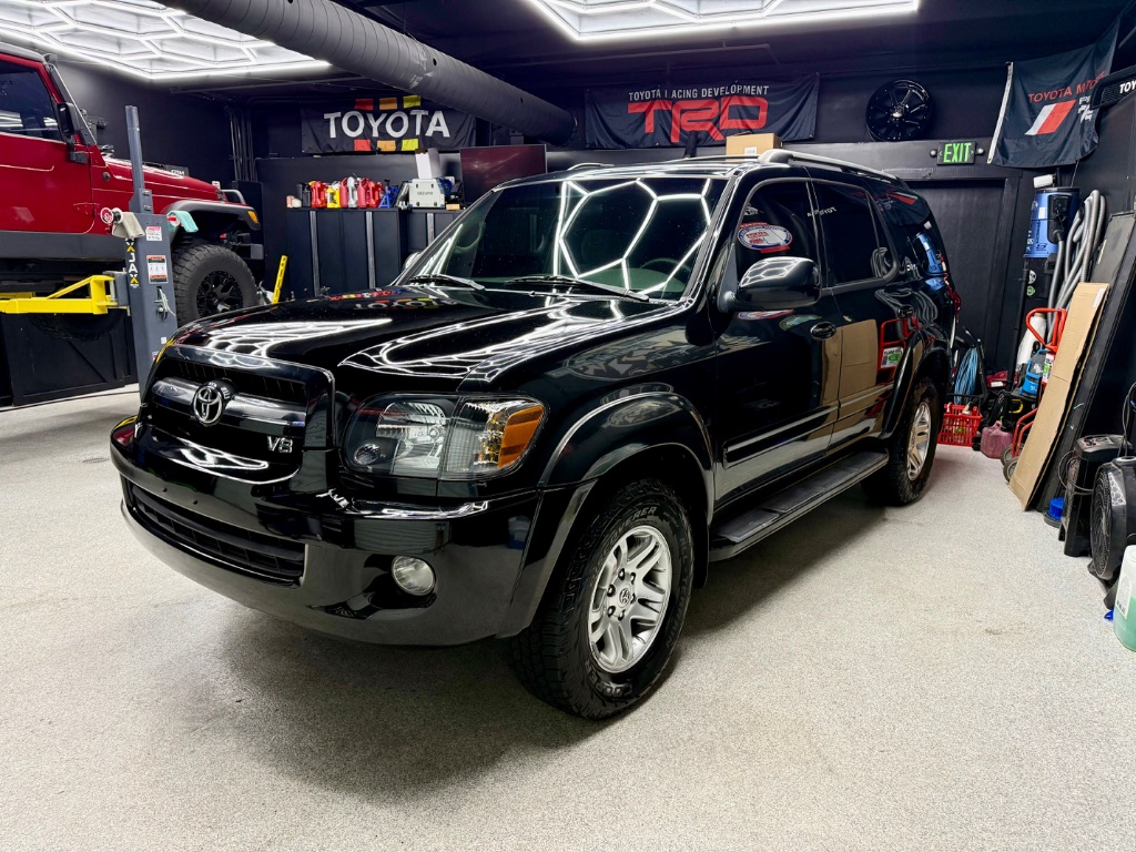 2006 Toyota Sequoia - $9,995