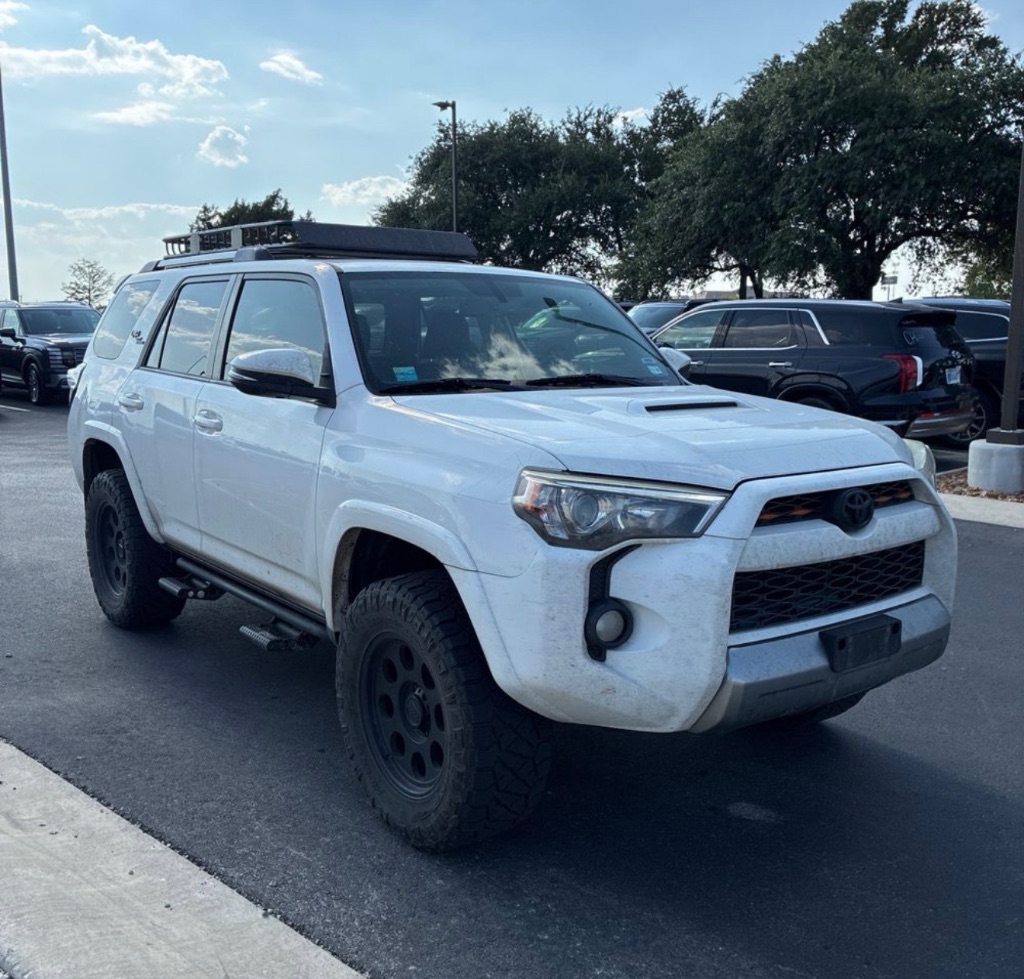 2018 Toyota 4Runner - $19,995