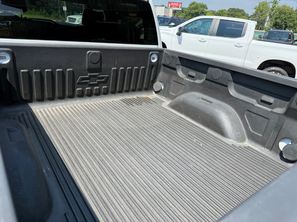 2017 Chevrolet Silverado - $14,995