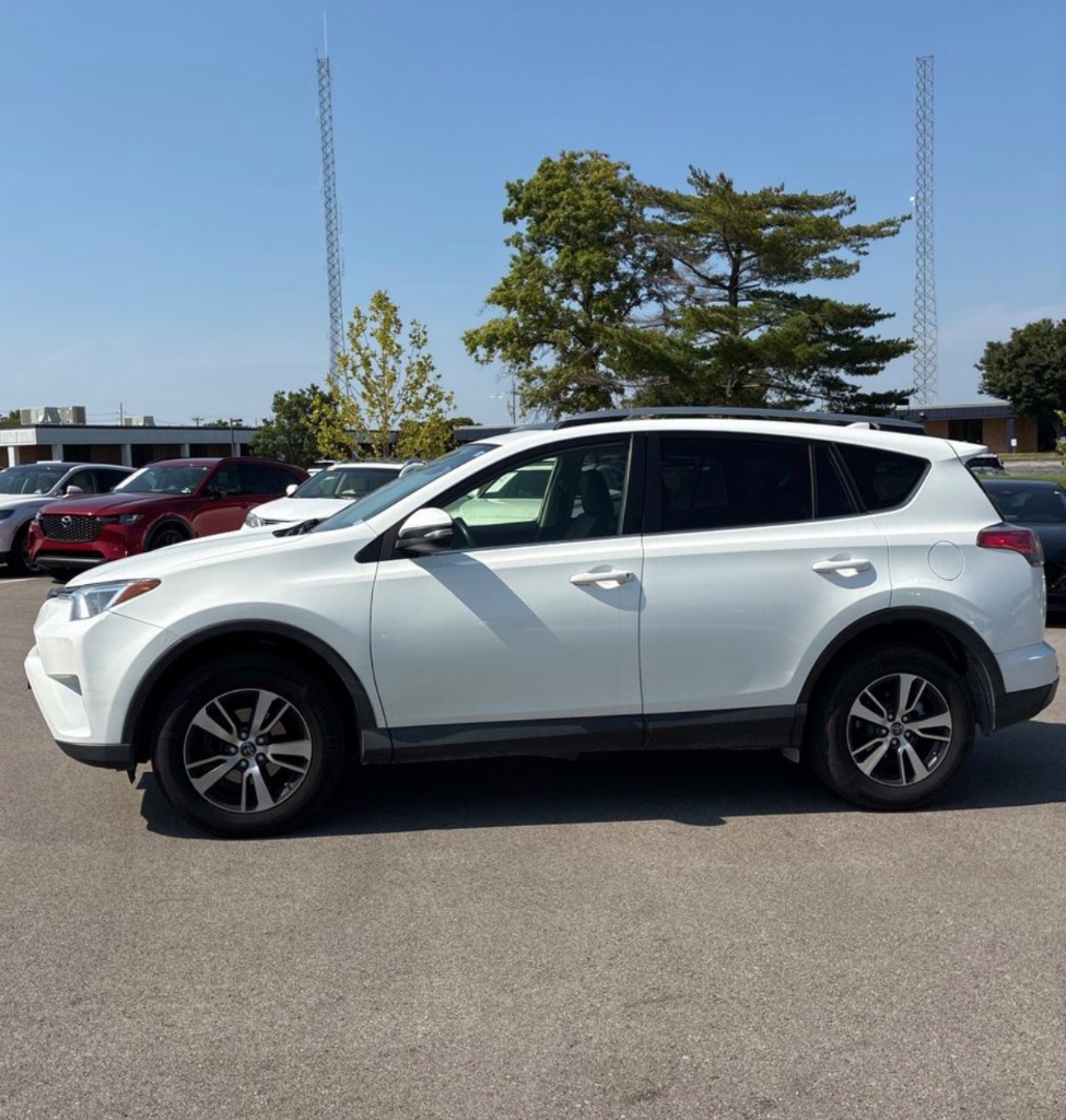 2017 Toyota RAV4 - $13,995