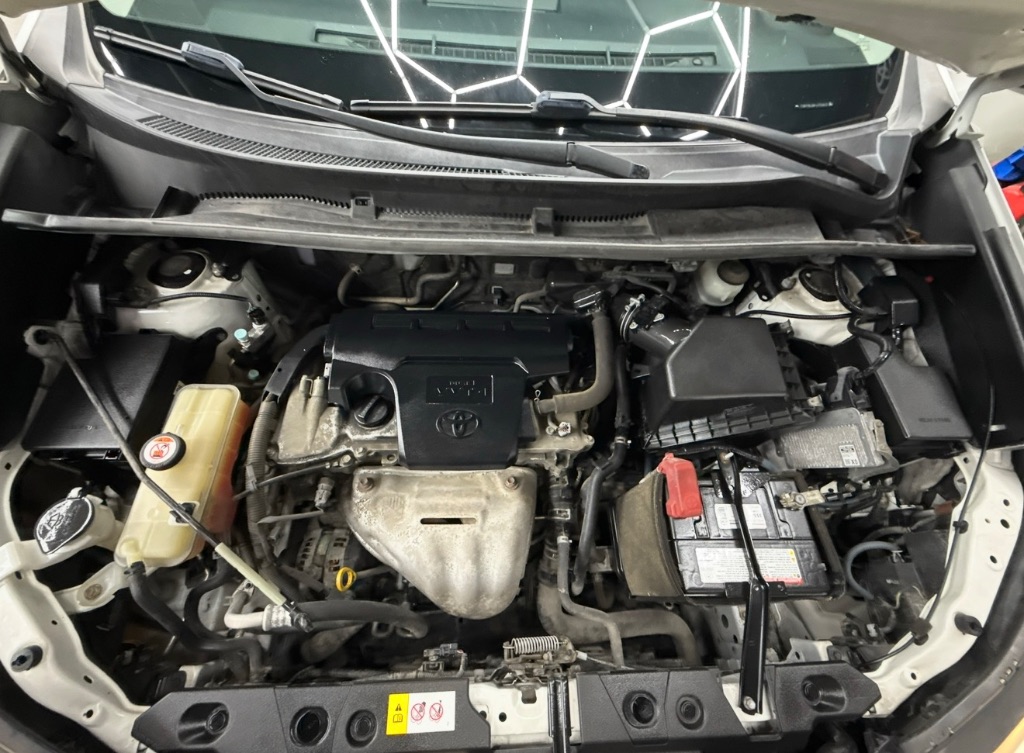 2017 Toyota RAV4 - $11,995