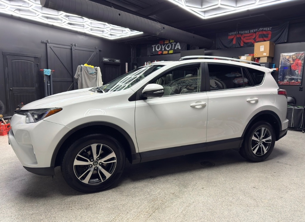 2017 Toyota RAV4 - $11,995